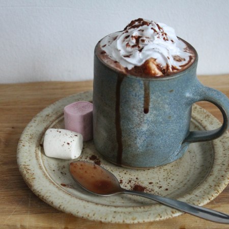 Vegan hot chocolate with marshmallows