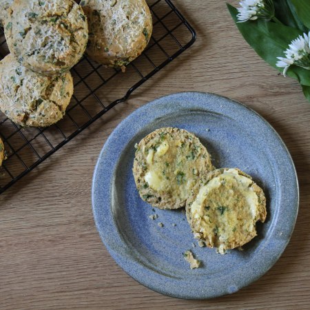 Vegan cheese and wild garlic scones